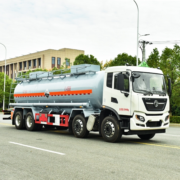 四川19方東風(fēng)天錦8x4腐蝕性物品罐式運輸車