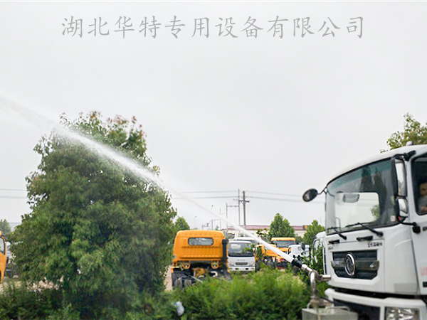 灑水車電動(dòng)水炮實(shí)戰(zhàn)效果