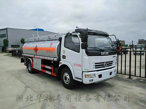 楚勝油罐車(chē)上的車(chē)載加油機(jī)